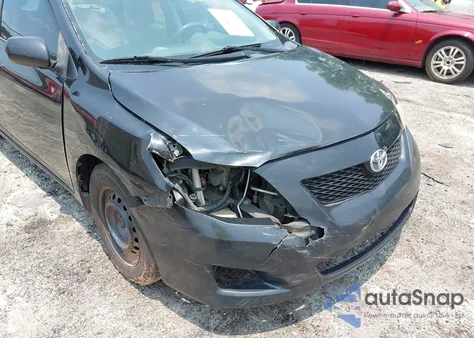 2010 Toyota Corolla Le z USA, uszkodzony, nr VIN 2T1BU4EE3AC304729